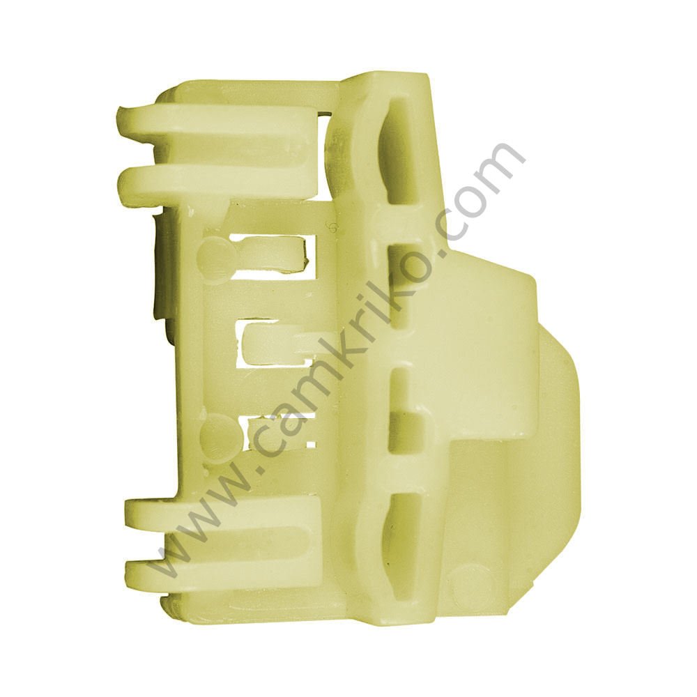 Audi A4 B5 Ön Sağ Cam Krikosu Plastiği 1994-2001 OEM 8D0837462
