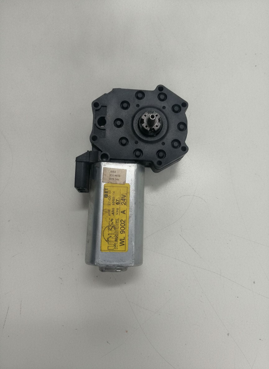 BMC Pro Fatih Ford Cargo Cam Kriko Motoru 96-15 52RS007882